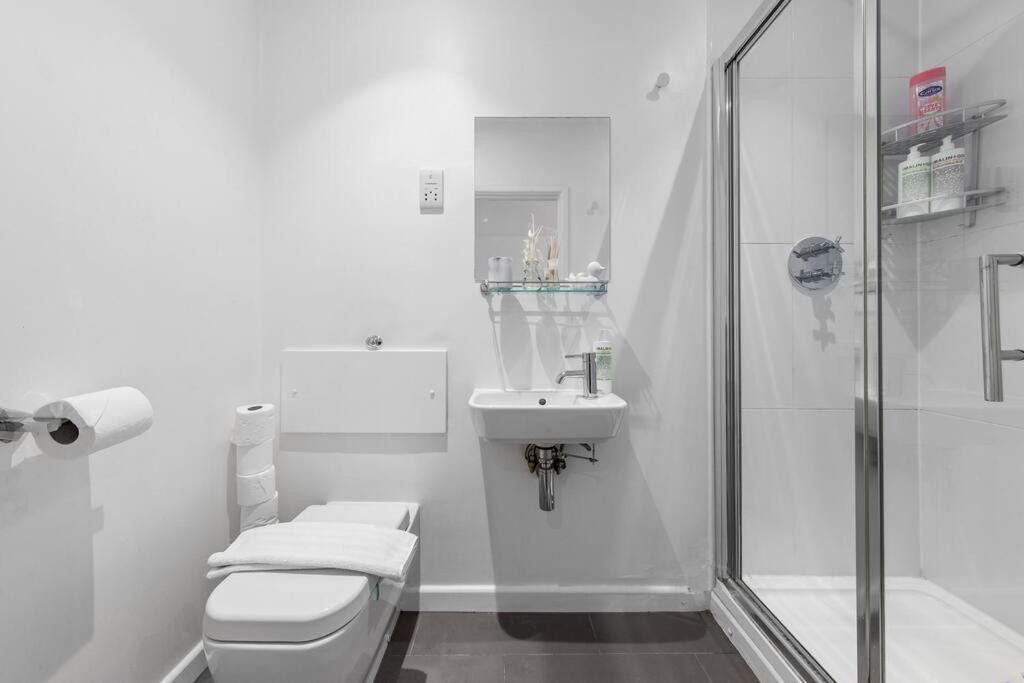 Stylish Sleep6 Flat At Iconic Piccadilly Circusvr6 Apartment London Bagian luar foto